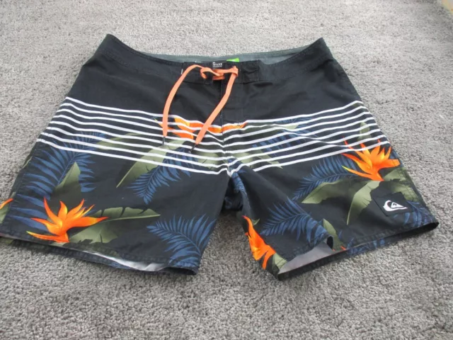 QuikSilver Board Shorts/Boardies 36 W36 Drawstring Recycled Beach Swim Pool