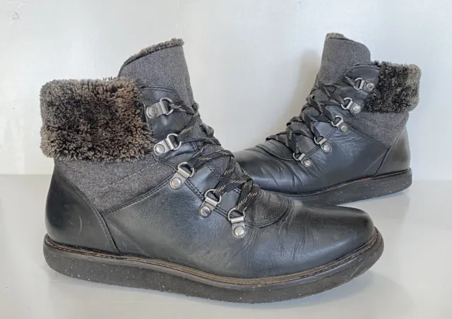 Ladies Clarks Black leather Lace-up Ankle boots Size 7 D