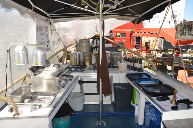 food truck Food Boat Pirate Restaurant 2