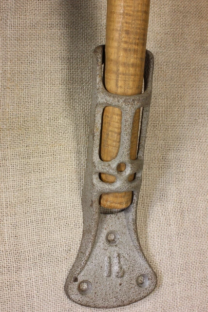 Old Flag Pole Bracket 1 1/4” Heavy Strong Cast Iron Rustic Vintage Galvanized 3