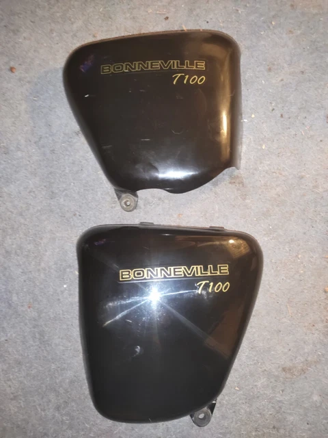 TRIUMPH BONNEVILLE T100 L&R side Panels - Gloss Black - 2301238 ...