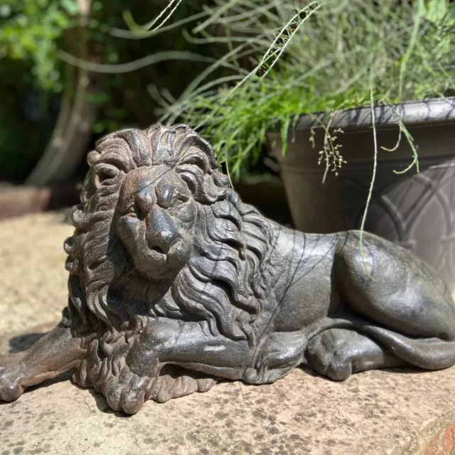 Large 19th Century Cast Iron Lion 2