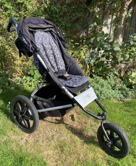 Mountain Buggy Terrain Running Buggy Graphite with Accessories VGC London