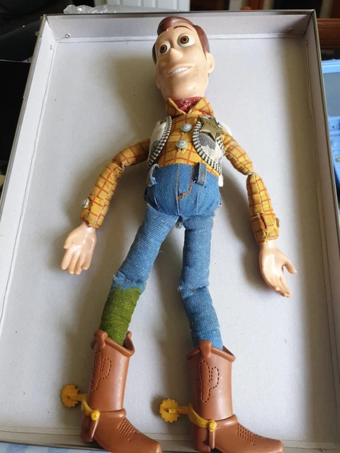 DISNEY PIXAR TOY Story Talking Woody (Pull String) Thinkway Toys - (No