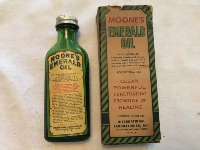 Moone’s Emerald Oil Medicine Vintage Bottle In Original Box, Rochester, N. Y.