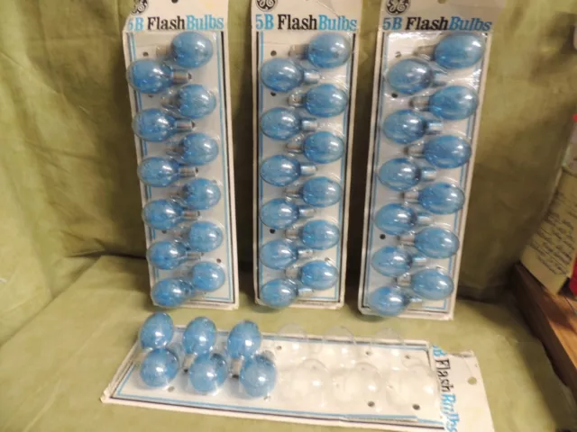 Lot of NOS 42 Vintage GE General Electric 5B Flash Bulbs