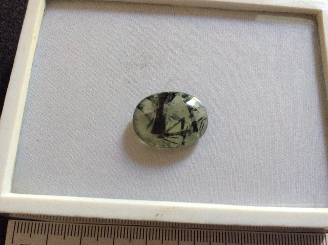 Quarzo Routilato Naturale  Cabochon  18,3Carati