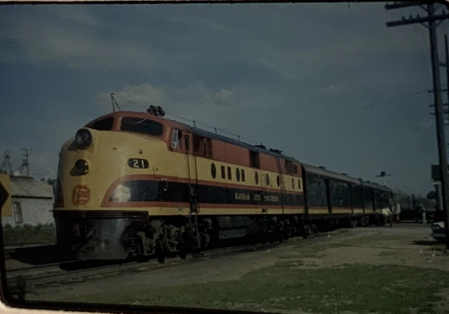 Vtg 35mm Slide Kansas City Southern Railroad Train Engine 21 Original