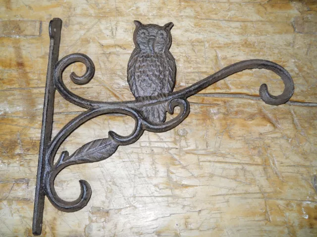 Cast Iron HOOT OWL Garden Plant Hook Rustic BROWN Finish Hooter