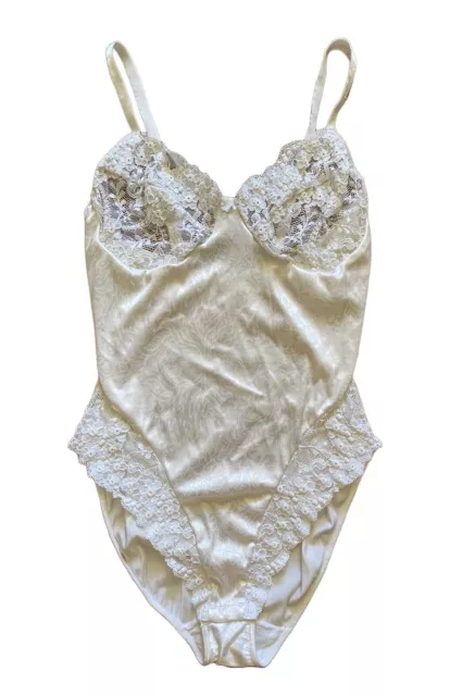 Vintage VANITY FAIR Off White Floral Lace BODYSUIT Panty NYLON Stretch BRA M 40