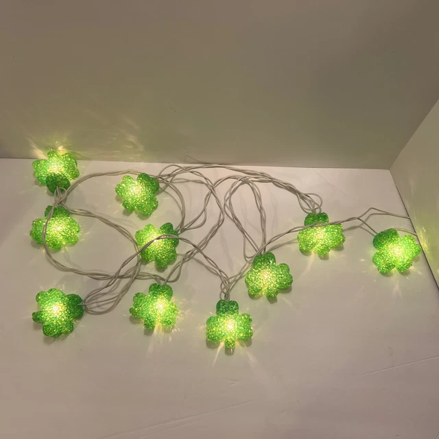 St Patricks Day Melted Plastic Popcorn Shamrock Green Clover 10 String Lights