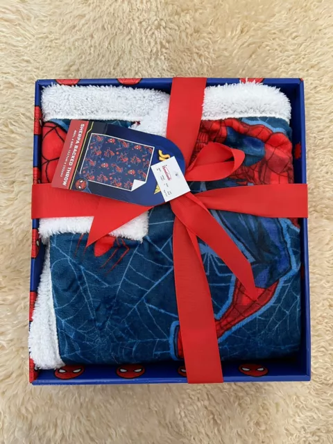 Spider-Man Marvel Sherpa Backed Throw Blanket Soft Plush 46 x 60 In New in Box
