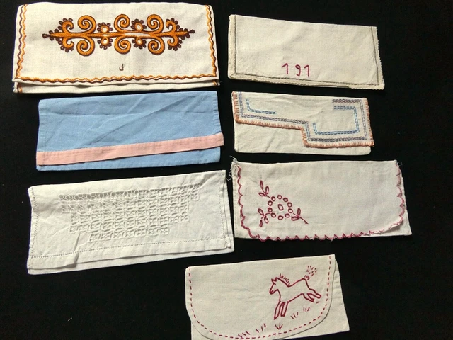 Lot De 2 Anciennes Serviettes De Toilette Blanches à Motif Fleurs - 100% Coton