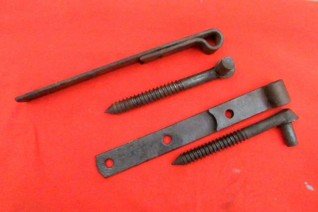 2 Strap Hinges 3/16'' X 1 1/4''  X 10 1/2. 3 Hole Hinges  7''x 5/8" D. Bolts 2