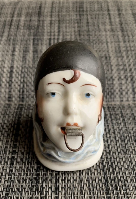 XVIII - Rare Objet Ancien - Mètre De Mercerie Et Boutons - Couture - Voir Photos