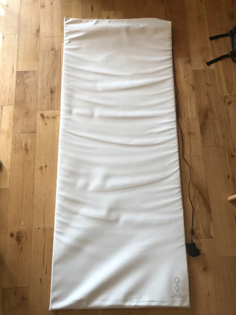 Matelas Thérapeutique à Ondes Scalaires MOM Modèle 108 - Occasion - Blanc