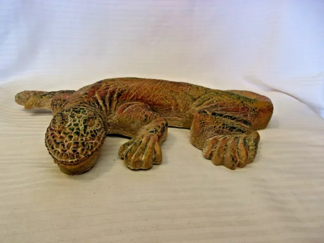 Southwestern Plaster Gecko Lizard Figurine Hangs on Wall 13" x 8.5" x 2" Deep