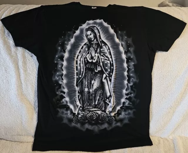 Our Lady Of Guadalupe Virgin Mary Rose Flower Pray Virgen Morena T-Shirt