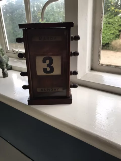 perpetual calendar wooden