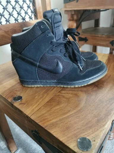 nike dunk sky hi black gum