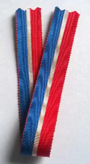 FRANCE: Ancien ruban tricolore miniature pour médailles diverses, 15 cm x 13 mm