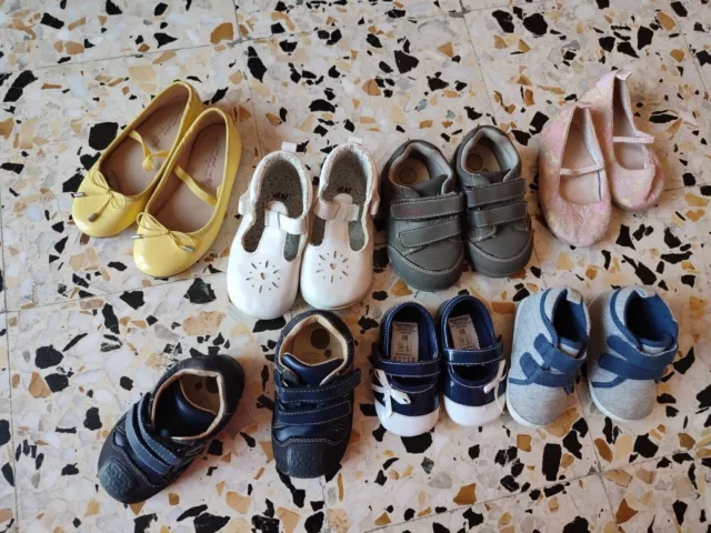 Lotto di 7 paia di scarpe per neonato e bambina