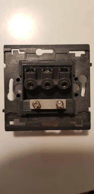 84803 legrand sagane prise sortie de cable équipée