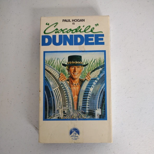 CROCODILE DUNDEE VHS 1986 PARAMOUNT PAUL HOGAN Rim Fore FILMS PG13 EUR