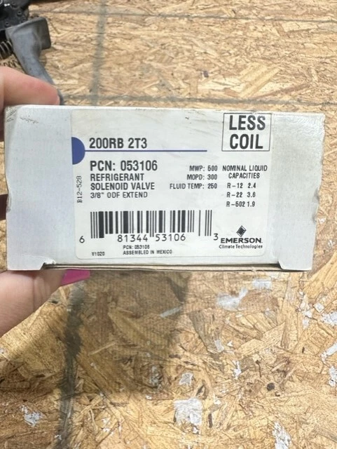 3/8" ODF 200RB2T3 2-Way Pilot-Operated Standard Valve