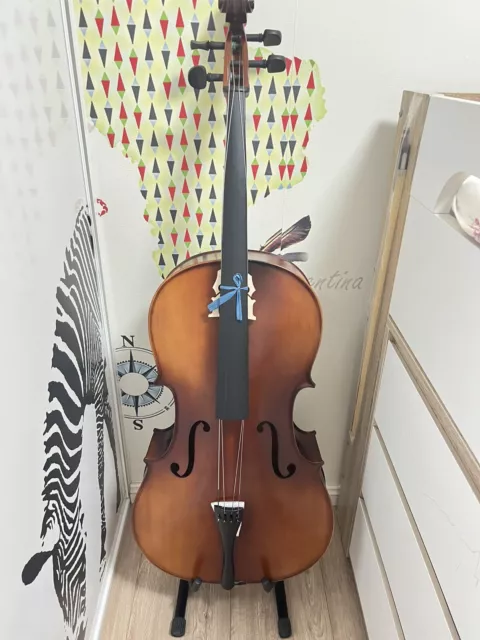 Almost New Condition Solid Wood Cello Size 4/4 Padded Bag,Bow, Rosin RRP1800