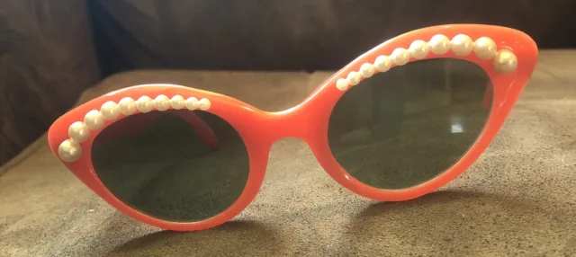Vintage Willson USA Made Cat-eye Sunglasses Pearls Flare Orange Coral Euc 50s 60