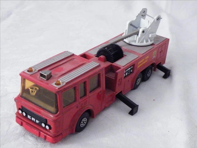 GMC Cisterne de Ravitaillement - Die-cast model - Solido 421513440
