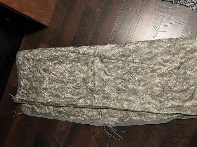 US Military Army ACU Digital Wet Weather PONCHO LINER Woobie Blanket GC