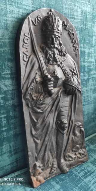 Ofenplatte Gusseisenplatte antike Wandplatte.CAROLUS MAGNUS Karl der Große 6 Kg Ofenplatte Gusseisenplatte antike Wandplatte.CAROLUS MAGNUS Karl der Große 6 Kg