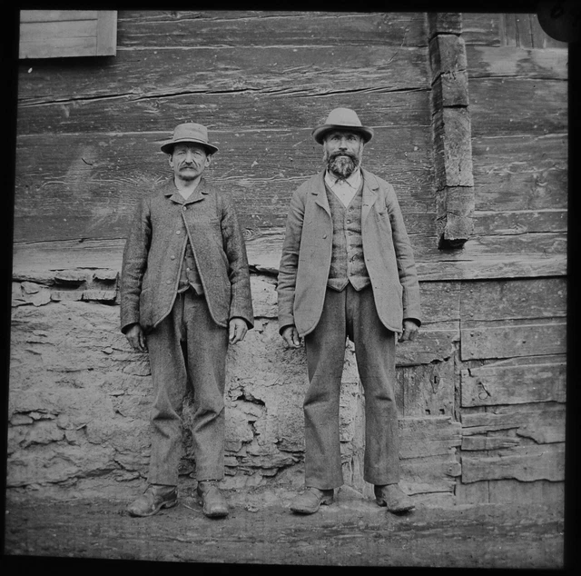 SWISS MEN P TAUGWALDER & BLUMENTHAL SWITZERLAND C1910 Magic Lantern Slide PHOTO