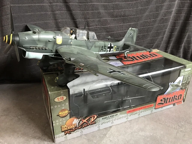 21st Century Toys 1/18 半完成品 Ju87 スツーカ 21st Century Toys 1/18 scale Airplane/Action Figure- 10129 for