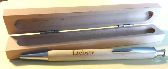 Kugelschreiber - Kuli - aus Holz mit der Gravur: LIEBSTE
