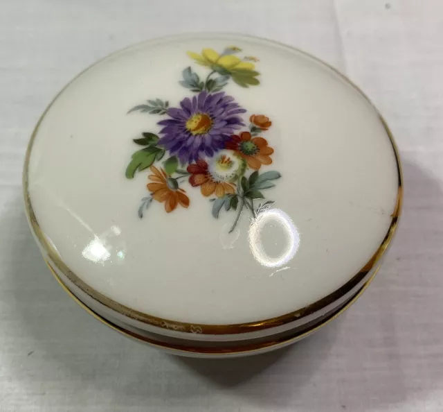 Vintage Round Floral Kuba Porzellan  Trinket Box Bavaria Germany