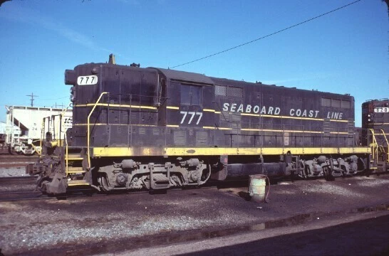 Scl 777 Gp-7 Charleston Sc (Seaboard Coast Line) Original Slide 12-24-77 T3-11