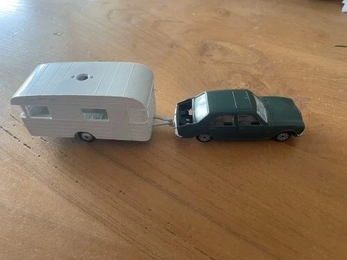 NOREV N°93 - Peugeot 404 Avec Caravane Digue - Bleu Ciel - En Boîte