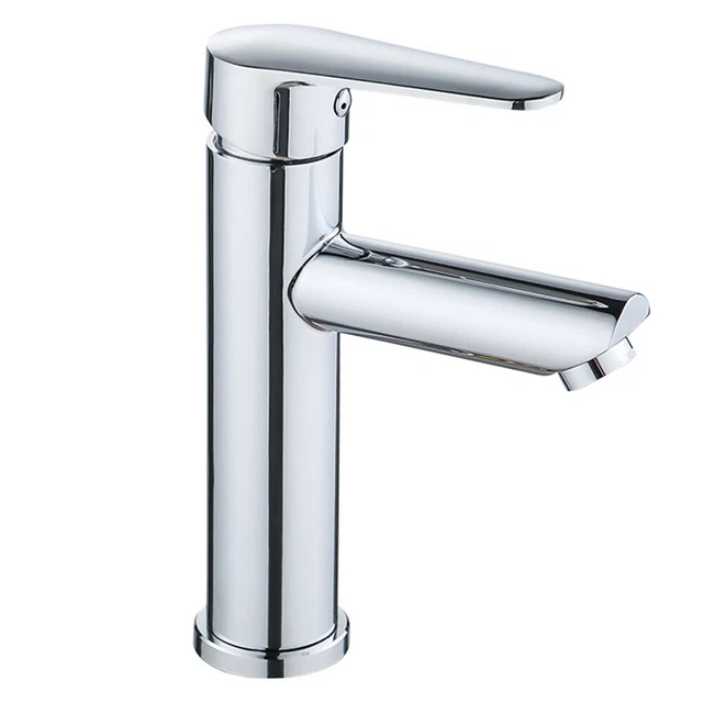 Lavage du bassin en acier inoxydable et un évier de toilette froide Eau pour le