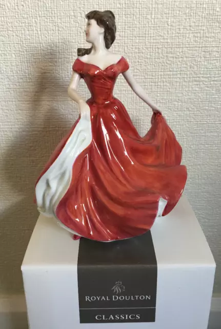 Royal Doulton Classics  Figurine-Scarlett  (2001)