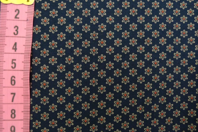 amerikanischer Patchworkstoff blau dunkelblau mit Mini Blüten Blümchen