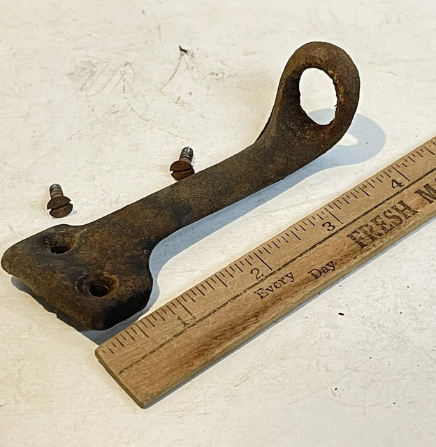 Singer Sewing Machine Cast Iron Belt Guide Arm 1907 Model 27