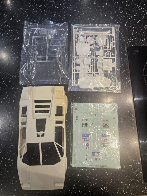 TAMIYA LAMBORGHINI COUNTACH 1/12th Body Parts Set 1978 £239.90 ...