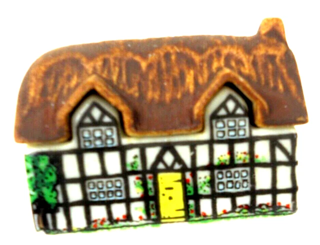 Wade England "Whimsey On Why" Pump Cottage Set 1 #1 Porcelain Miniature Building