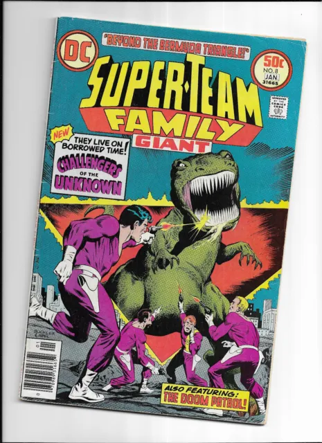 Super-Team Family #8 {Dec-Jan 1976/1977 Dc} Bronze Fine- Challengers/Doom Patrol