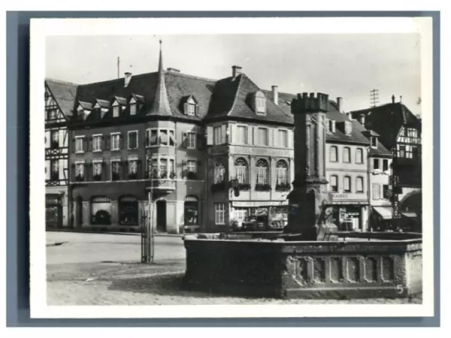 France, Munster (Alsace), Vue sur l&#039;Hôtel Restaurant Cigogne  vintage silve