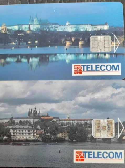 Tschechien - 2 Telefonkarten verschiedene Tageszeitfotos vom Hradčany und Moldau