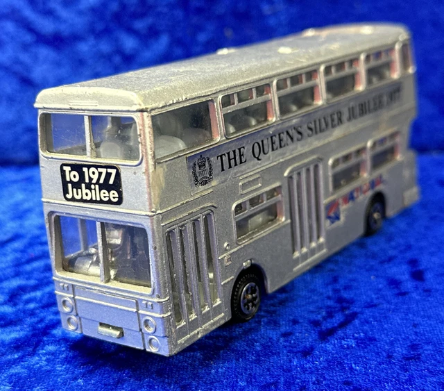 Vintage Dinky Toys Atlantean Bus Queens Silver Jubilee 1977 1 Wheel Missing